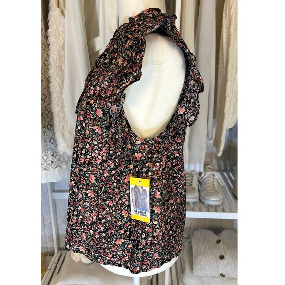 BB Dakota by Steve Madden Women's Size M Black Floral Ruffle Sleeve Blouse #0322 - Picture 3 of 13